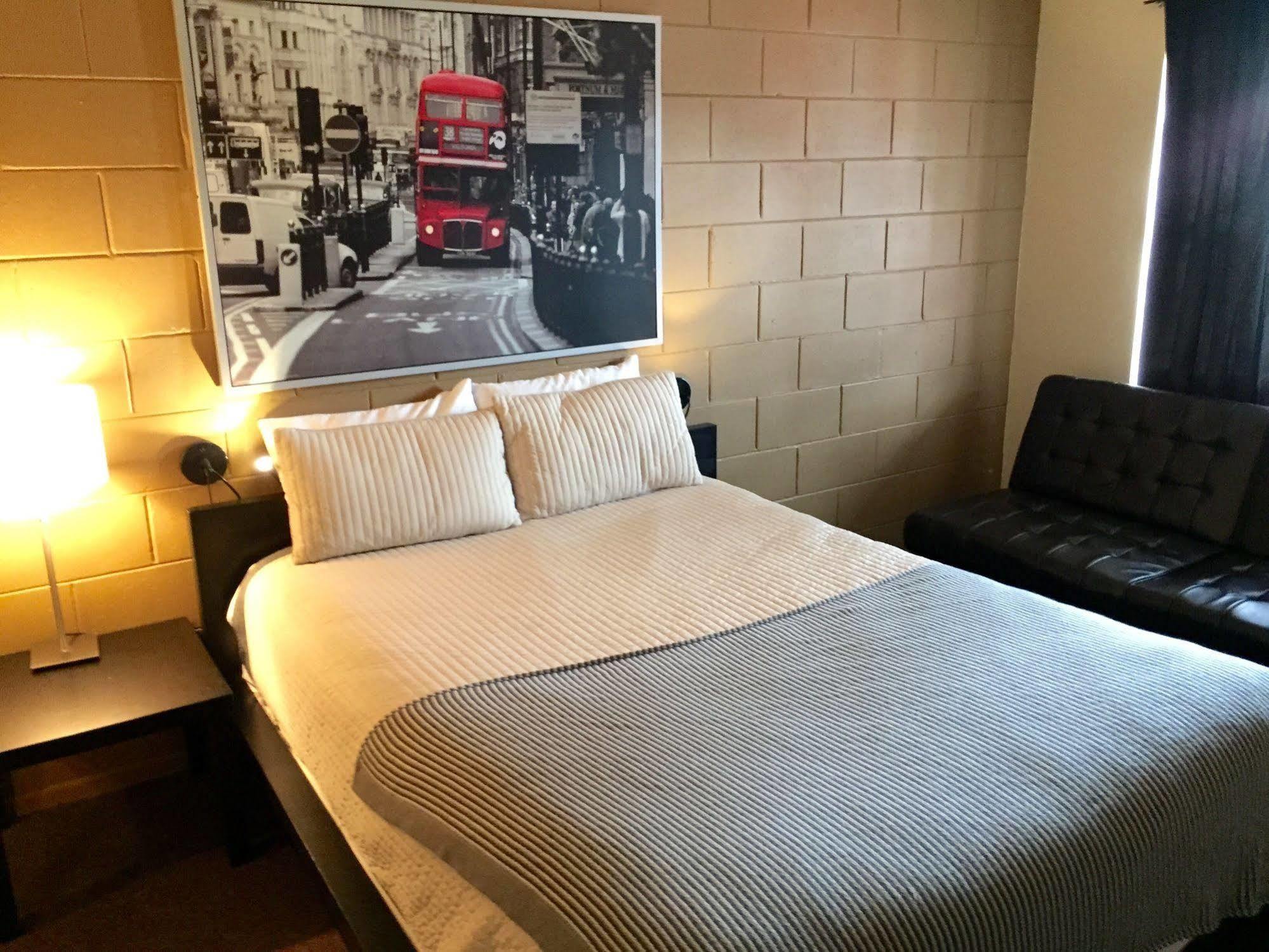 Three Rivers Motel ホモサッサ エクステリア 写真